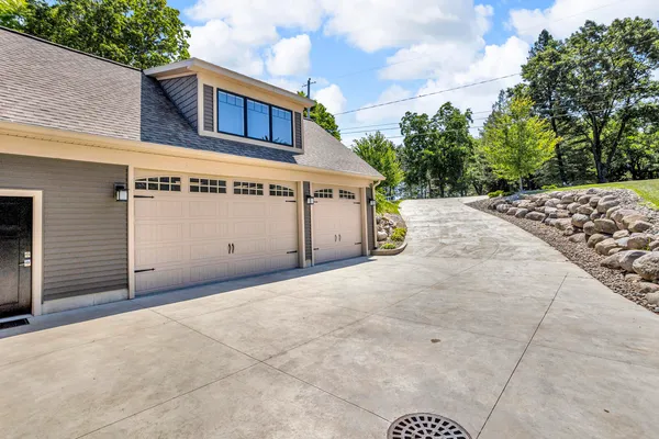 $1,600,000 | 193 Cottage Drive, Horton, MI 49246