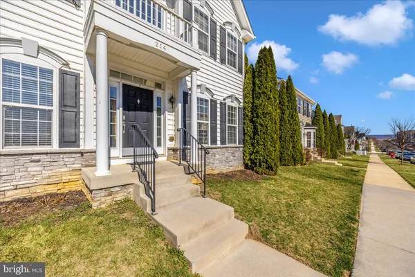 $449,000 | 214 Union Ridge Drive, Charles Town, WV 25414