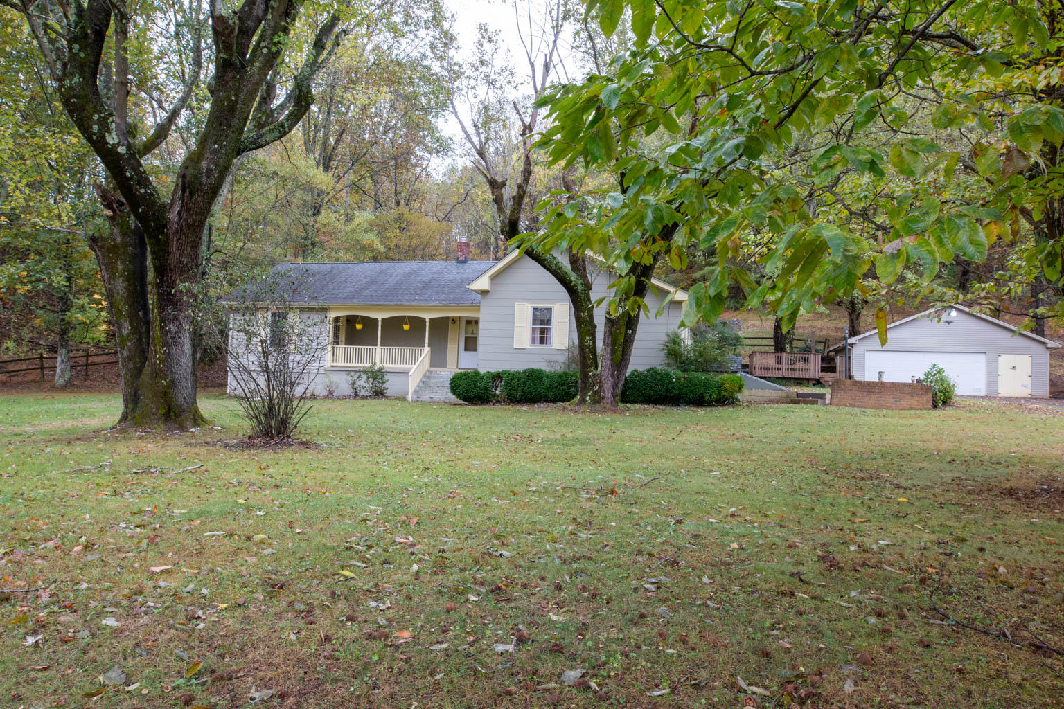 6432 Poage Valley Rd Extension Roanoke, VA 24018 - Photo 27 of 30 House,Garage