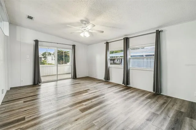 $1,450 | 1811 Sherwood Hill Drive, Lakeland, FL 33810