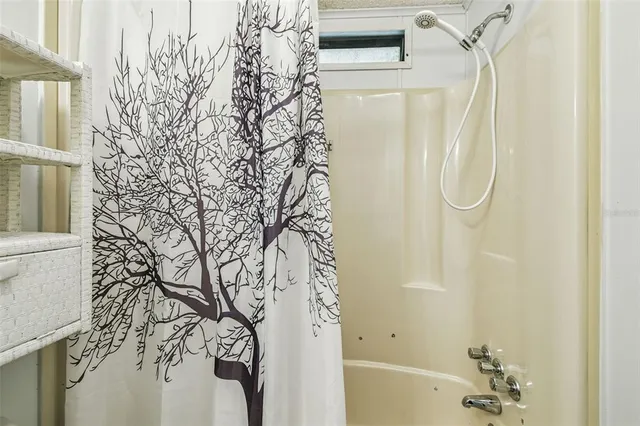 $1,450 | 1811 Sherwood Hill Drive, Lakeland, FL 33810