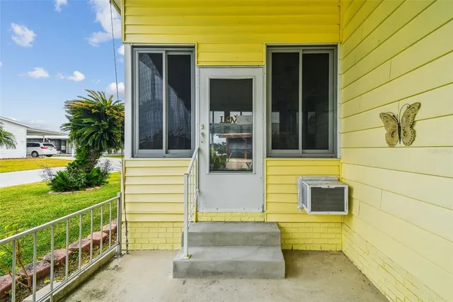 $1,450 | 1811 Sherwood Hill Drive, Lakeland, FL 33810