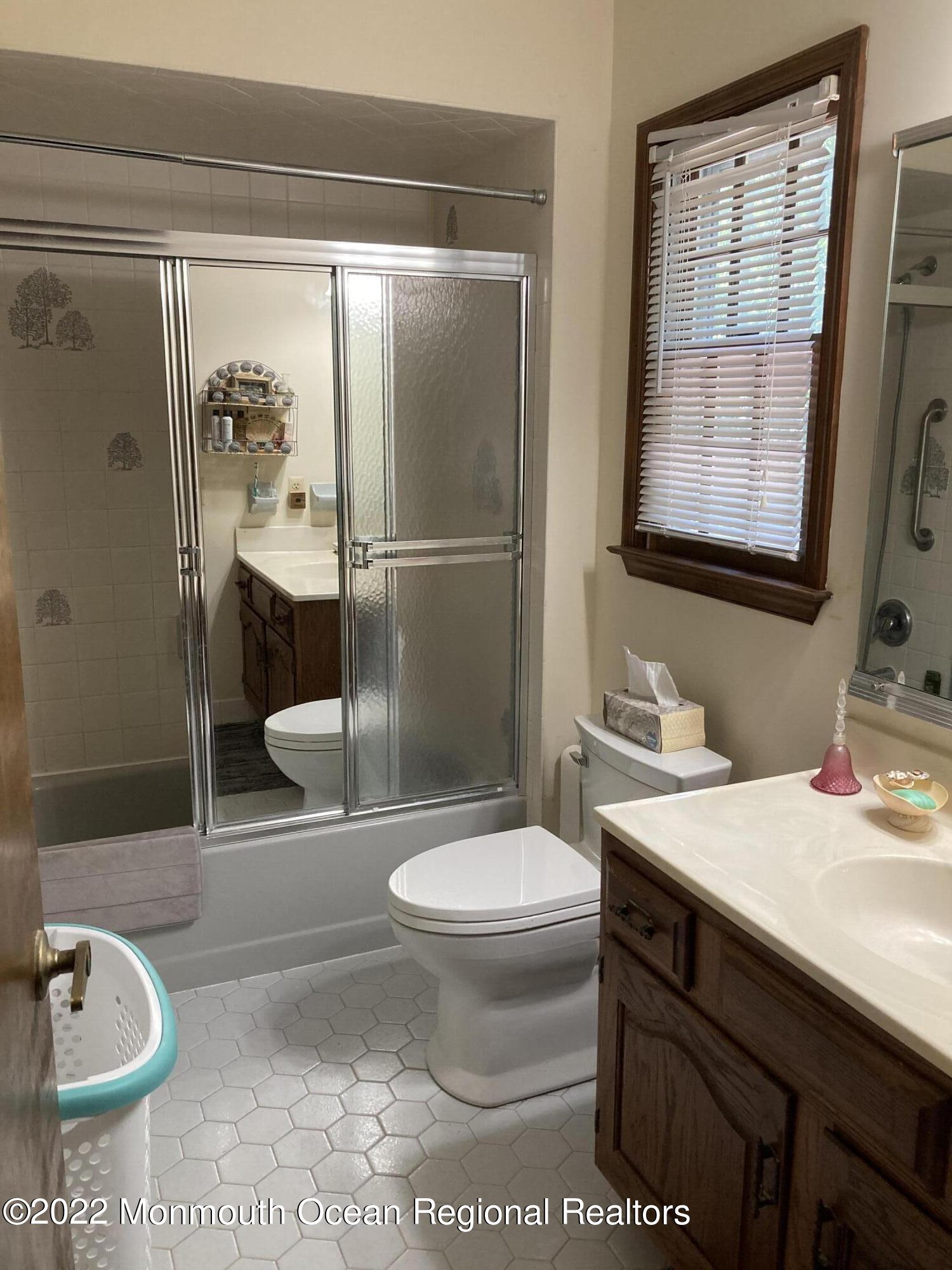 1748 Rolling Ridge Lane Toms River, NJ 08755 - Photo 24 of 24 IMG_1923