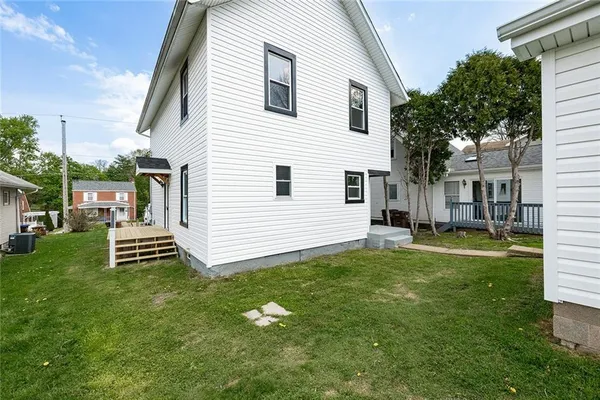 $279,900 | 716 Terrace Avenue, Grove City, PA 16127