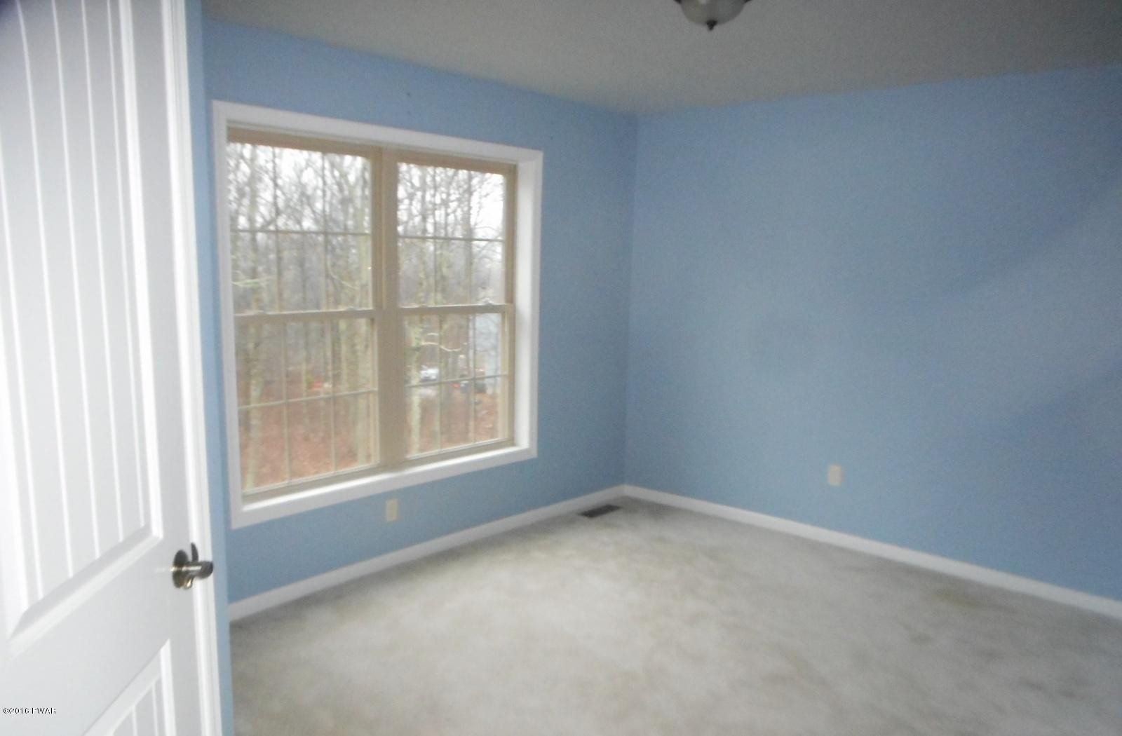 127 Hartman Hill Road Milford, PA 18337 - Photo 9 of 11