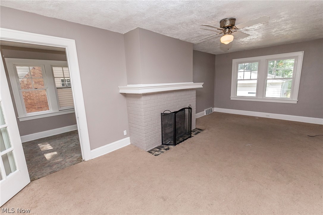 4029 Buxton Road Cleveland, OH 44121 - Photo 10 of 22