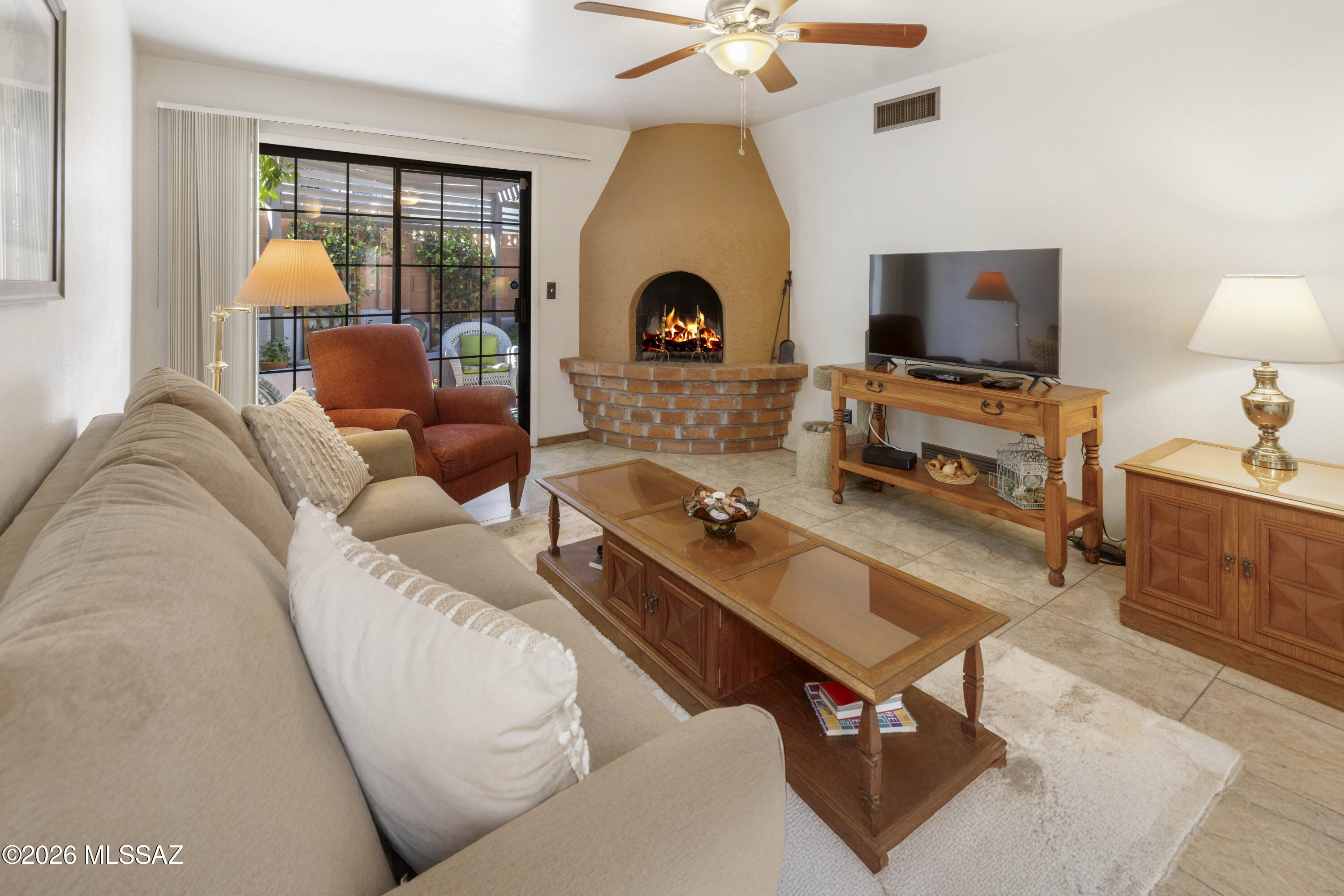 9111 North Oracle Road, Unit 110 Tucson, AZ 85704 - Photo 31 of 32 Beautifully open floor plan