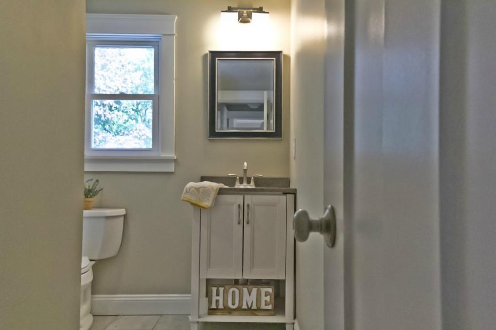 233 Gray Road Falmouth, ME 04105 - Photo 32 of 35 Photo