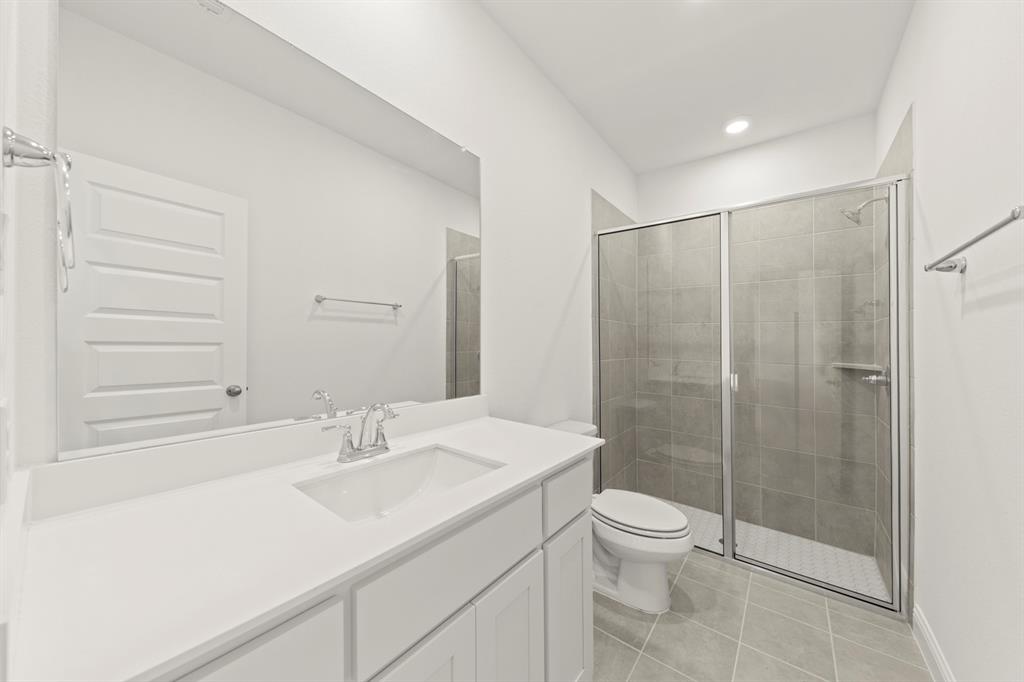 6805 Lancashire Way Forney, TX 75126 - Photo 9 of 28 08. 6805 Lancashire - 3RD Bath