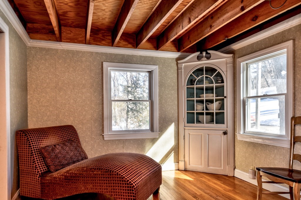 81 Riverview Circle Wayland, MA 01778 - Photo 7 of 34