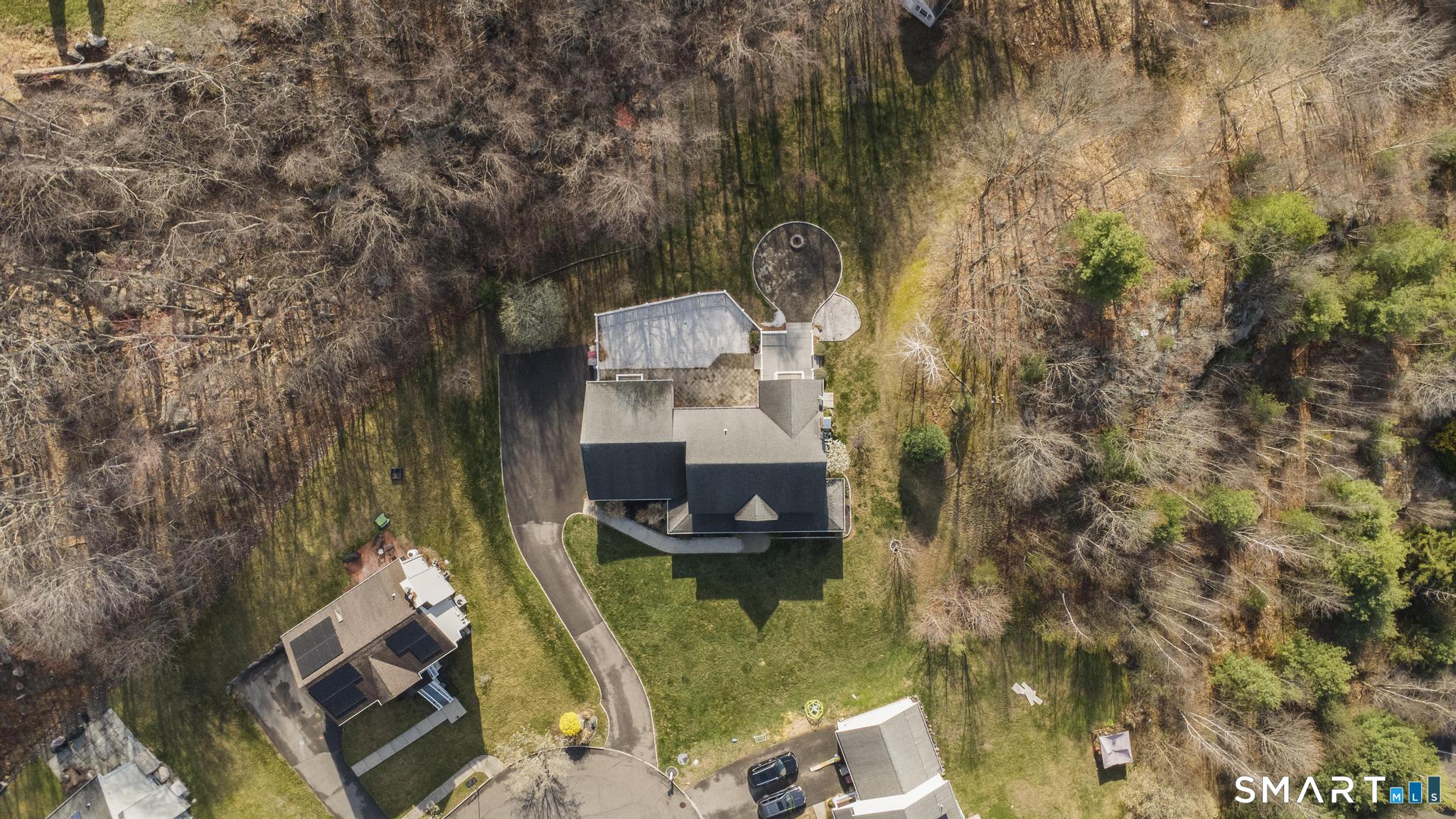 84 Tyler Hill Road Naugatuck, CT 06770 - Photo 3 of 37