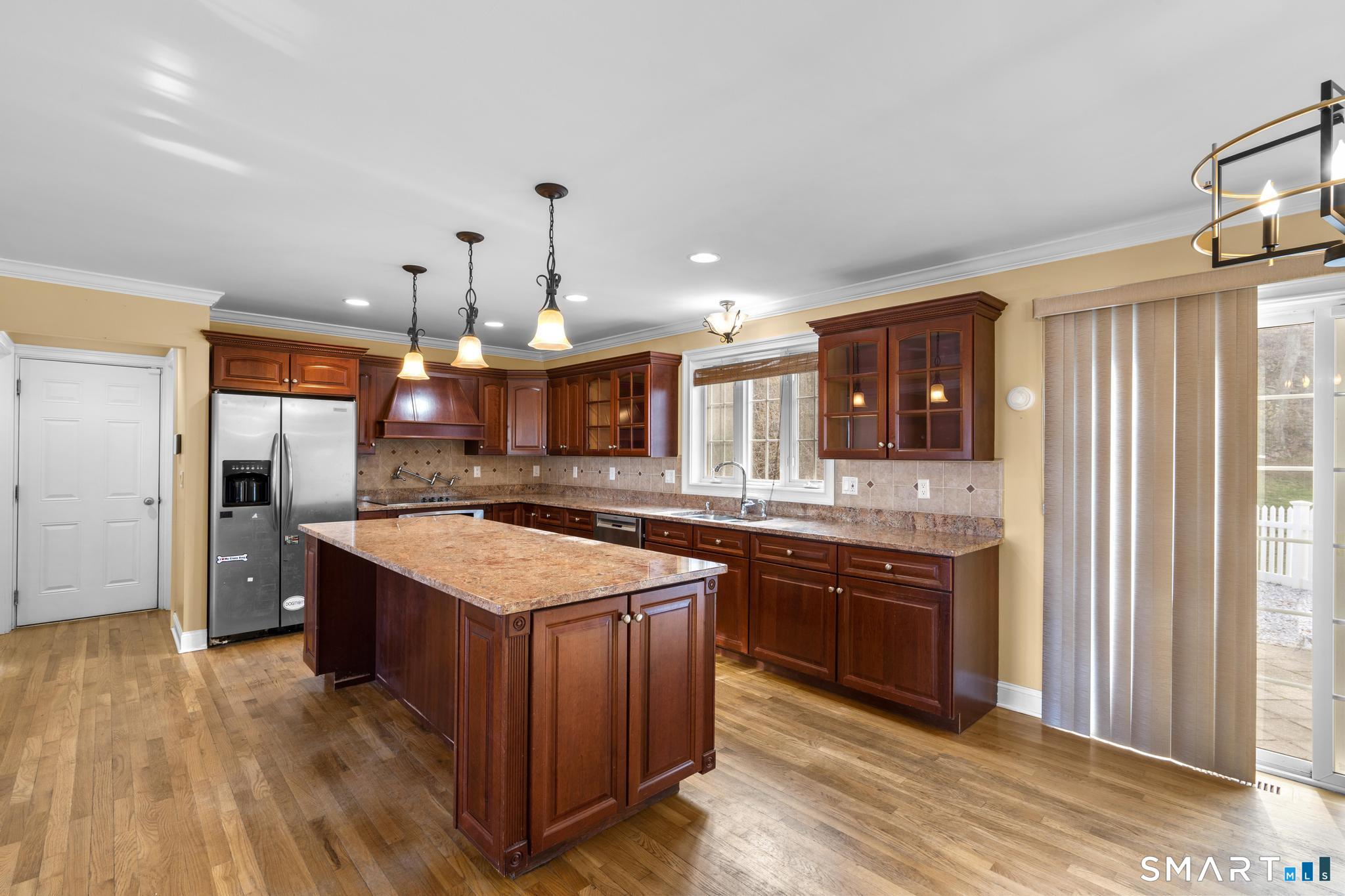 84 Tyler Hill Road Naugatuck, CT 06770 - Photo 7 of 37