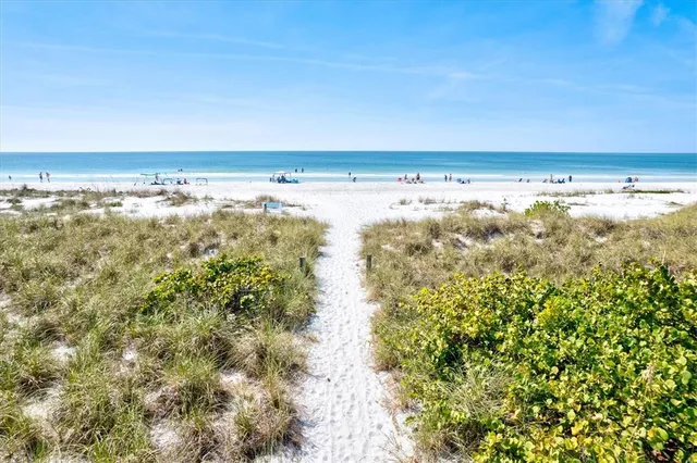 $1,799,000 | 8106 Gulf Drive, Unit A&B, Holmes Beach, FL 34217