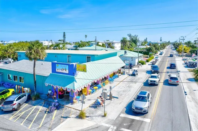 $1,799,000 | 8106 Gulf Drive, Unit A&B, Holmes Beach, FL 34217