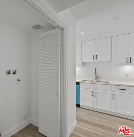 $649,000 | 10500 Sunland Boulevard, Unit 4, Sunland, CA 91040