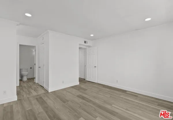 $639,000 | 10500 Sunland Boulevard, Unit 4, Sunland, CA 91040