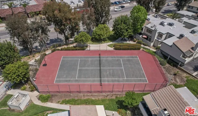 $649,000 | 10500 Sunland Boulevard, Unit 4, Sunland, CA 91040