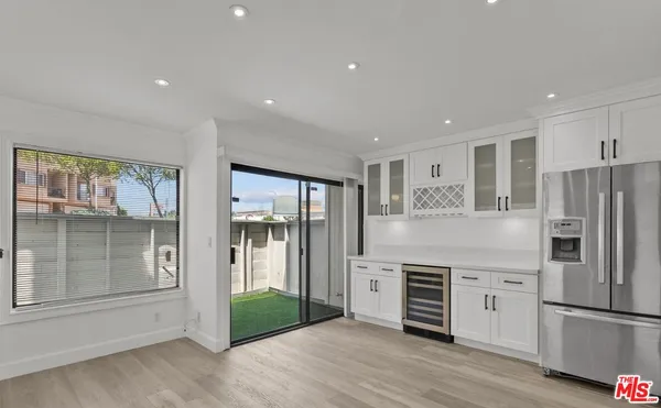 $639,000 | 10500 Sunland Boulevard, Unit 4, Sunland, CA 91040