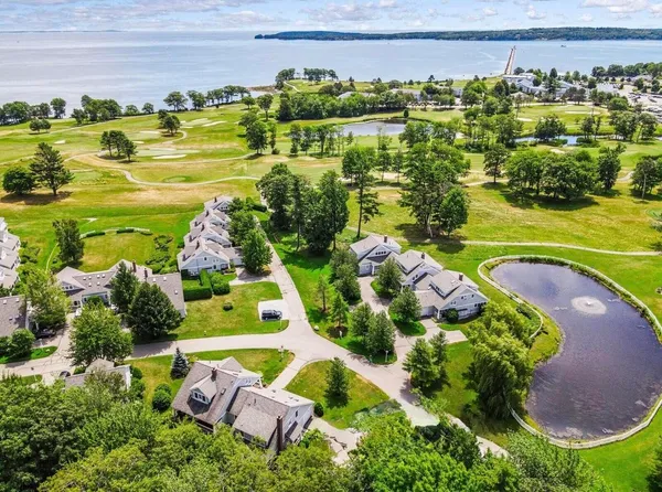 $829,000 | 59 Village Way, Unit 59, Rockport, ME 04856