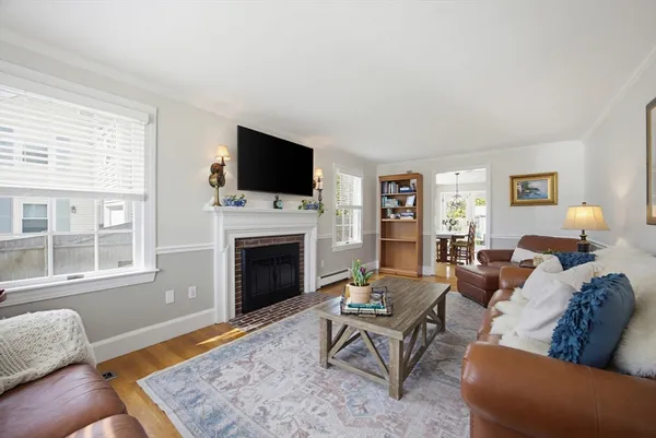 $950,000 | 2 Sunset Road, Salem, MA 01970