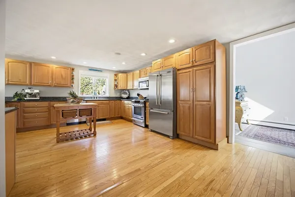 $950,000 | 2 Sunset Road, Salem, MA 01970