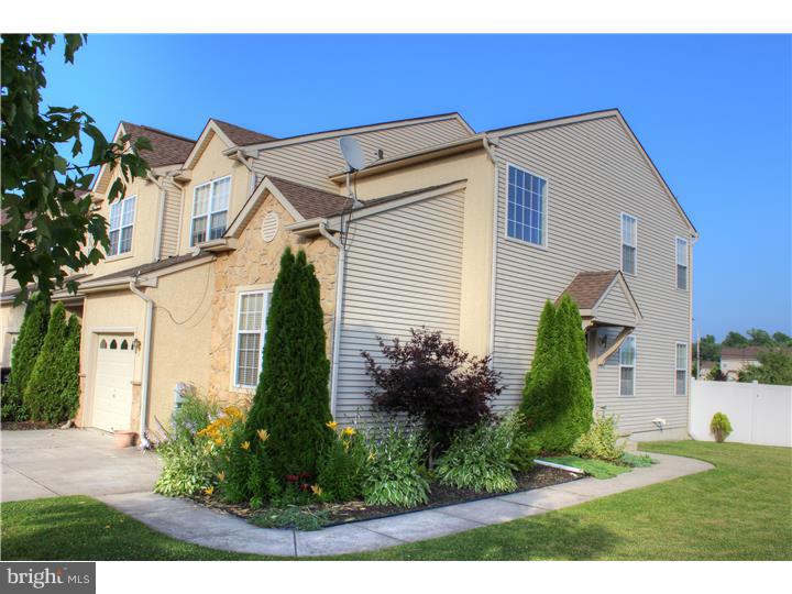 43 Bryce Road Berlin, NJ 08009 - Photo 2 of 22 Exterior Side