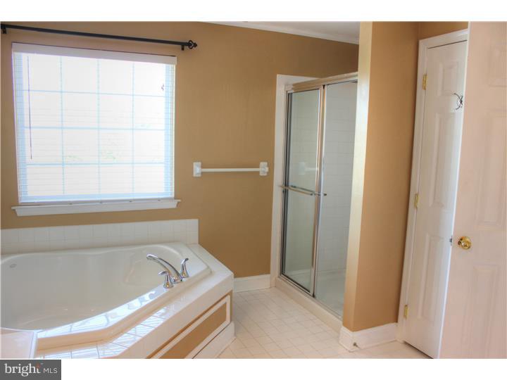 43 Bryce Road Berlin, NJ 08009 - Photo 15 of 22 Master Bathroom