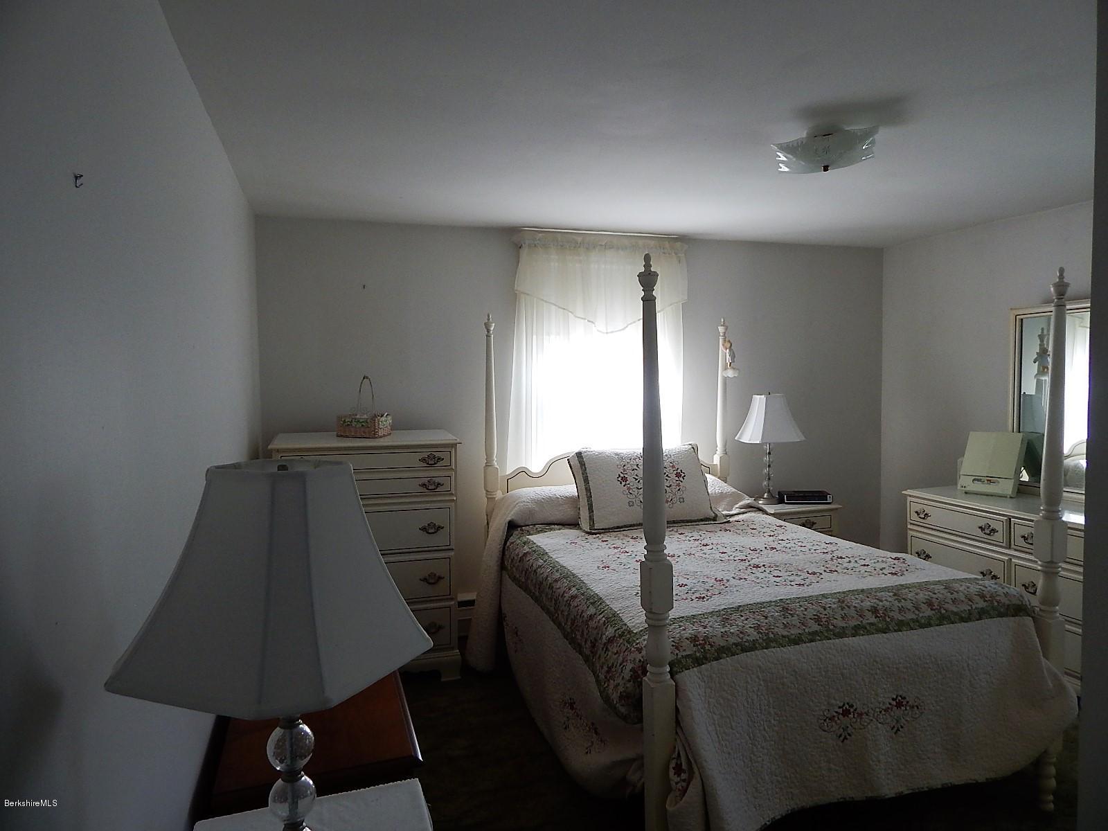 210 South Mountain Road Pittsfield, MA 01201 - Photo 24 of 40 Bedroom 1