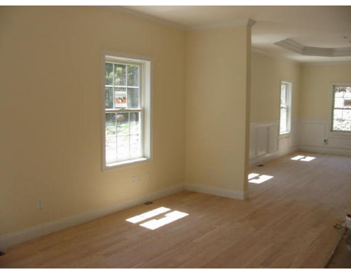 65 Valley Road Needham, MA 02492 - Photo 5 of 15 Gallery Image 5
