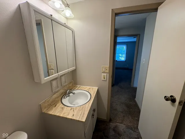 $1,200 | 4847 Mt Vernon Drive, Indianapolis, IN 46227