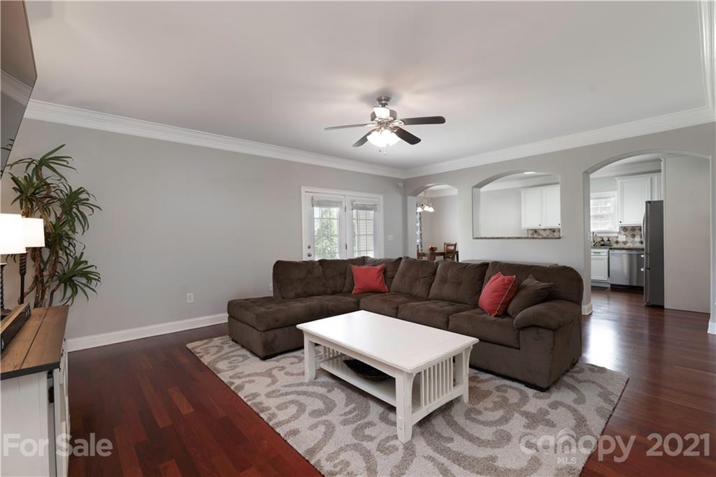 132 Princess Loop Troutman, NC 28166 - Photo 6 of 37 Gallery Image 6