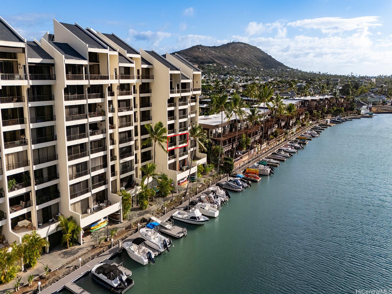 500 Lunalilo Home Road, Unit 13B Honolulu, HI 96825 - Photo 3 of 17 a view of a city of the ocean view