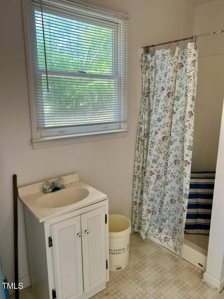 Tbd Deer Run Trail Semora, NC 27343 - Photo 7 of 21 BATH HOUSE-SHOWER