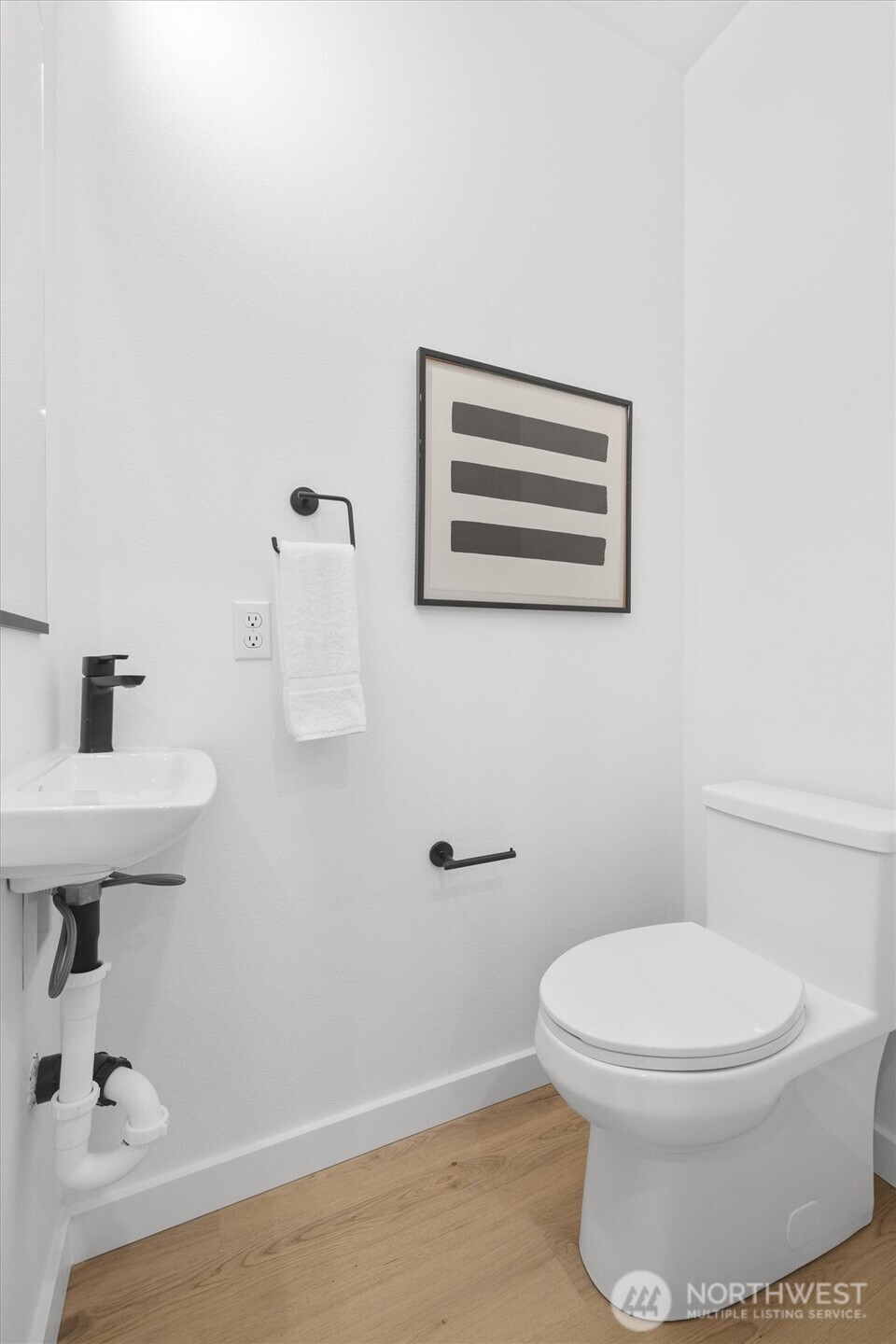 6604 Carleton Avenue South, Unit B Seattle, WA 98108 - Photo 15 of 28