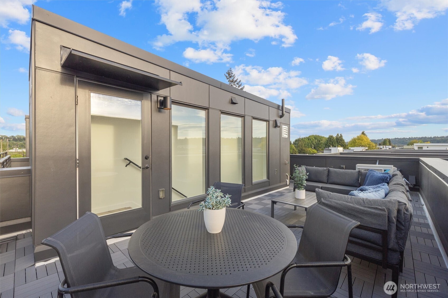 6604 Carleton Avenue South, Unit B Seattle, WA 98108 - Photo 24 of 28