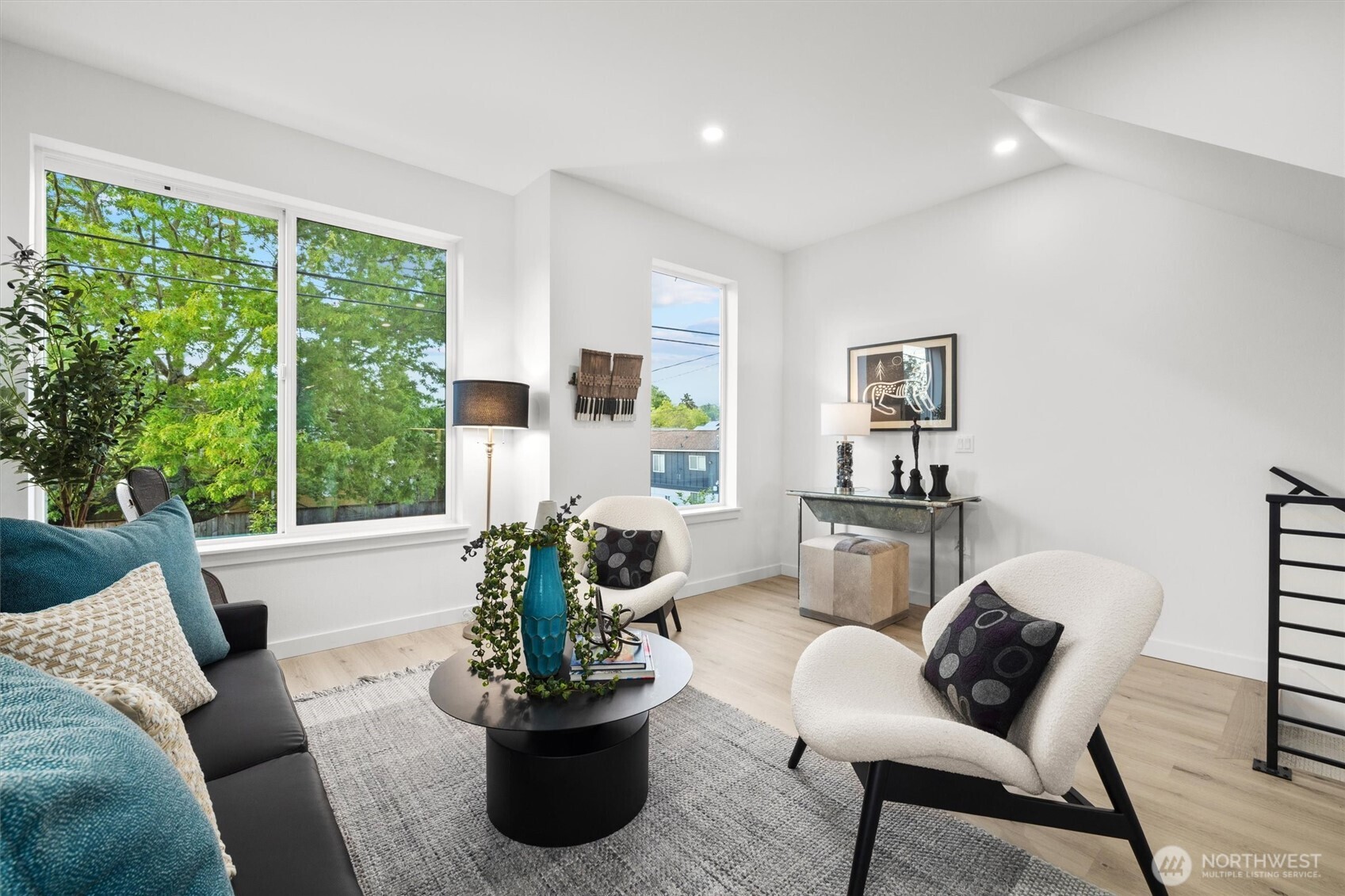 6604 Carleton Avenue South, Unit B Seattle, WA 98108 - Photo 6 of 28