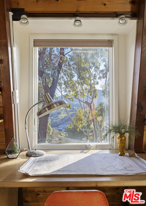 16617 Vasquez Canyon Road Canyon Country, CA 91351 - Photo 21 of 43 a sink and a mirror