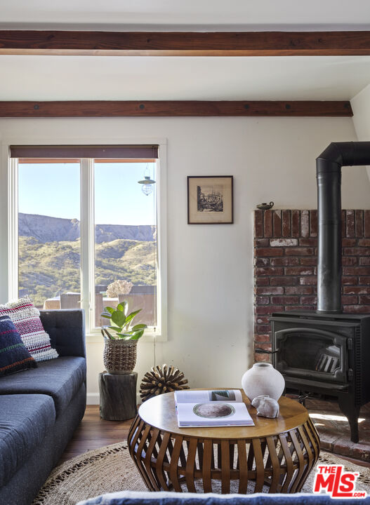 16617 Vasquez Canyon Road Canyon Country, CA 91351 - Photo 10 of 43 a living room with furniture