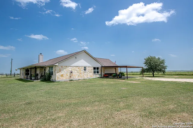 $1,350,000 | 17150 Farm To Market Road 3353, San Marcos, TX 78666