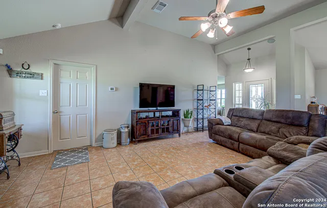 $1,350,000 | 17150 Farm To Market Road 3353, San Marcos, TX 78666