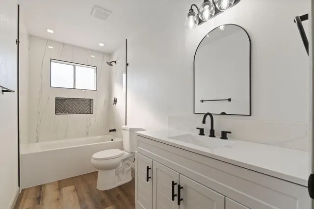 $414,900 | 24 Sunnyside Avenue, Clovis, CA 93612