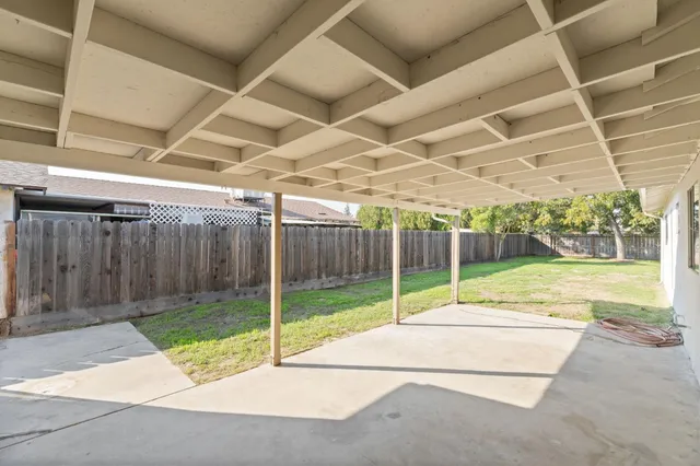 $414,900 | 24 Sunnyside Avenue, Clovis, CA 93612