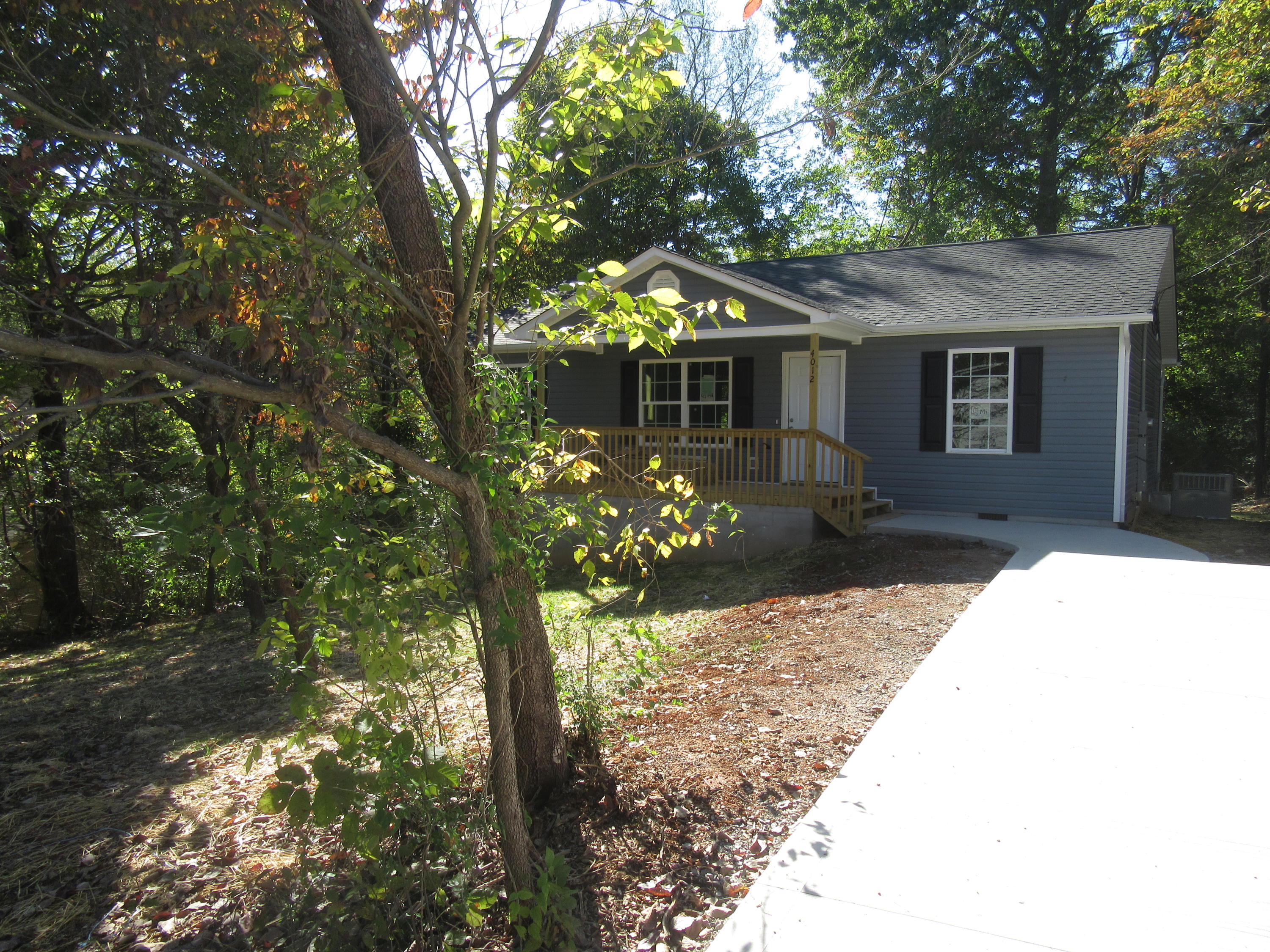 4012 Abercorn Road Knoxville, TN 37921 - Photo 3 of 4 IMG_1603