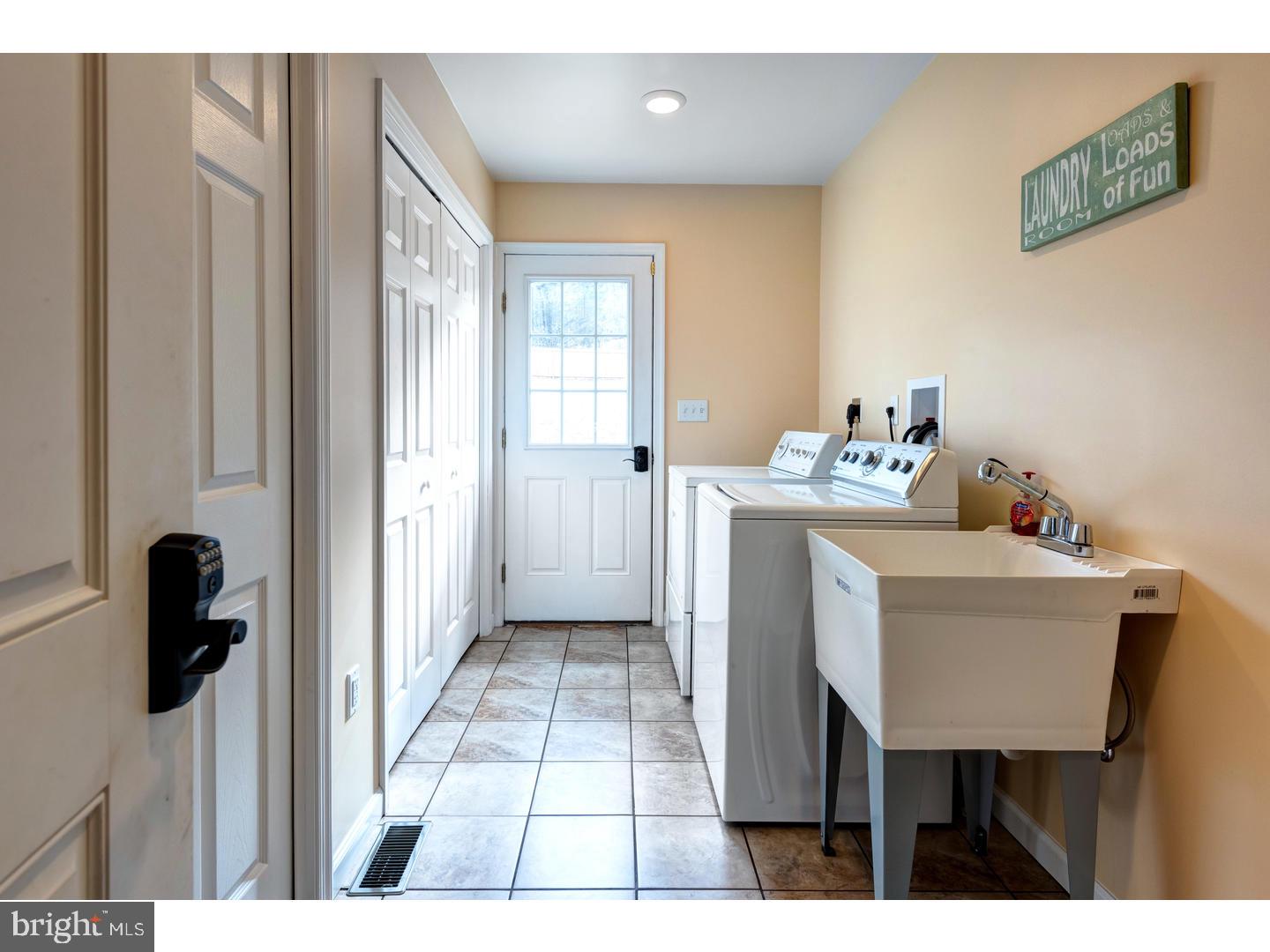 1402 Temple Road Pottstown, PA 19465 - Photo 15 of 26