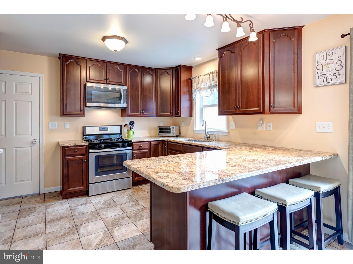 1402 Temple Road Pottstown, PA 19465 - Photo 4 of 26