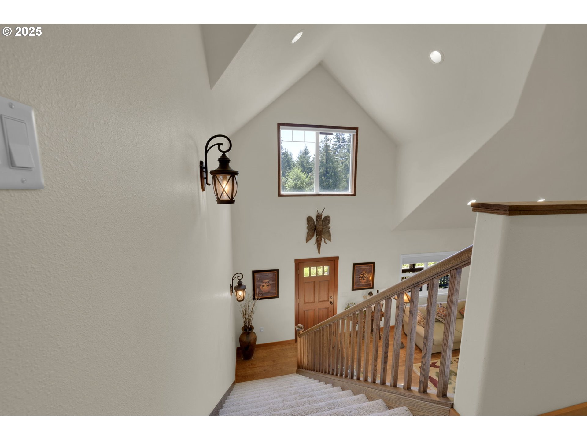 23859 Suttle Road Veneta, OR 97487 - Photo 17 of 46 a view interior of a house with wooden floor