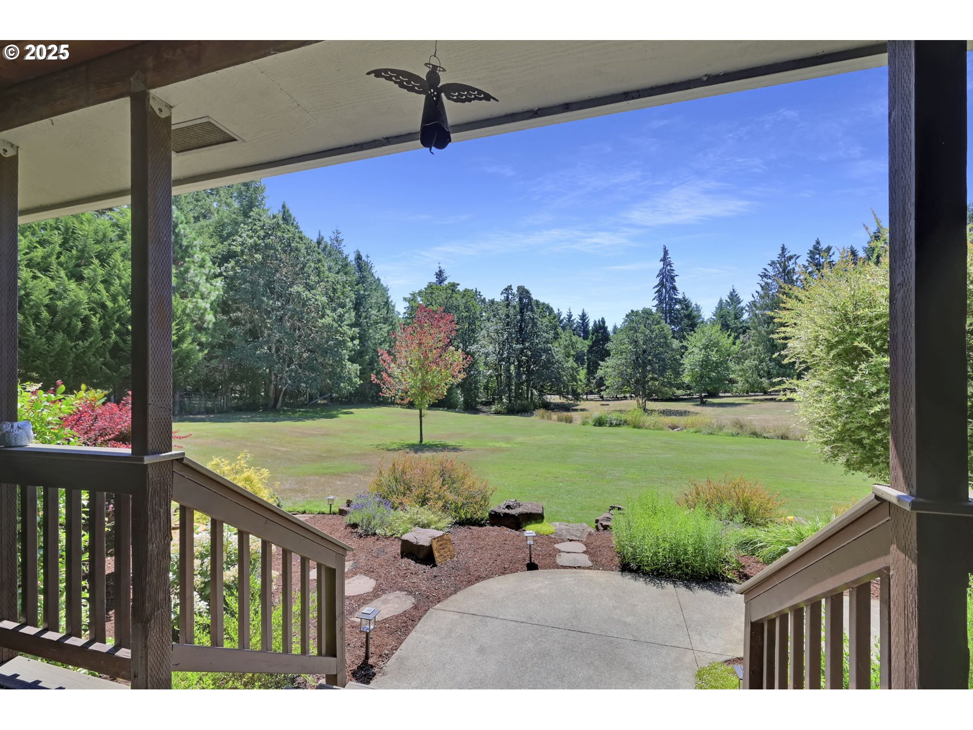 23859 Suttle Road Veneta, OR 97487 - Photo 4 of 46 a view of a outdoor space