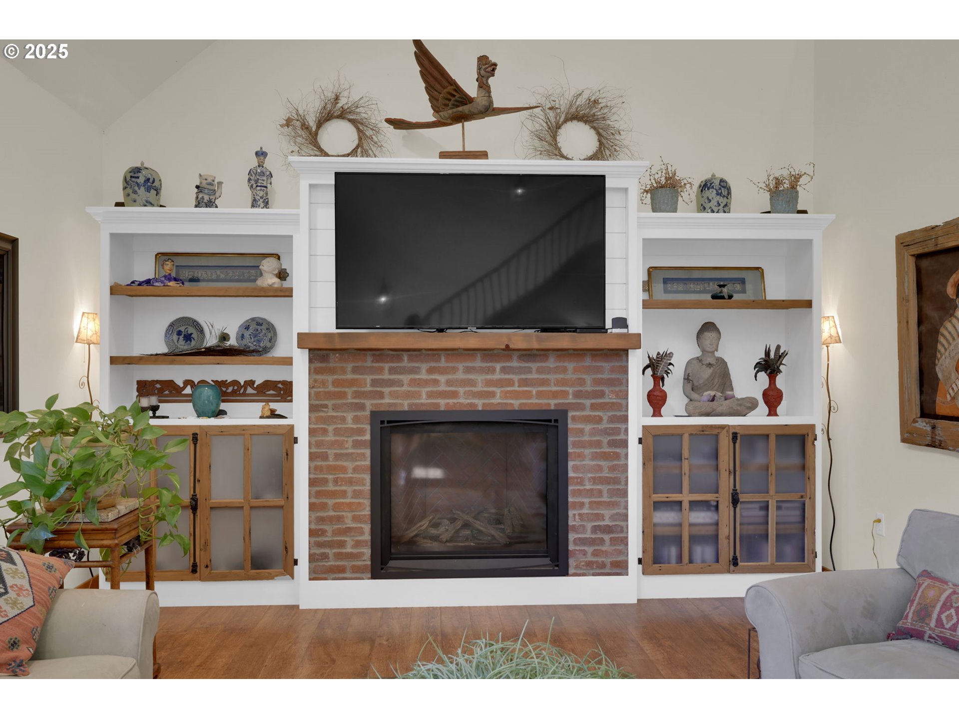 23859 Suttle Road Veneta, OR 97487 - Photo 9 of 46 a living room with furniture and a fireplace