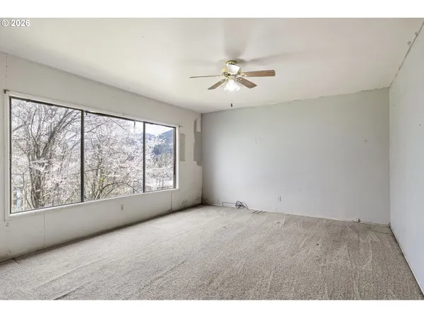 $169,100 | 531 Harrison Street, Canyonville, OR 97417