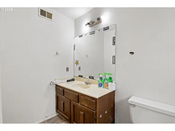 $169,100 | 531 Harrison Street, Canyonville, OR 97417